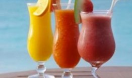 水果汁厂爆料怎么做的视频,新鲜果汁的秘密