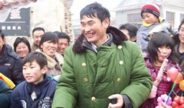 大衣哥被儿媳妇爆料视频,揭秘家庭背后真相