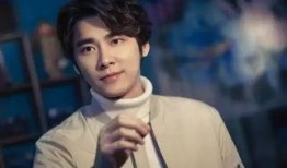 李易峰爆料案件最新进展,案情反转，关键证据浮出水面